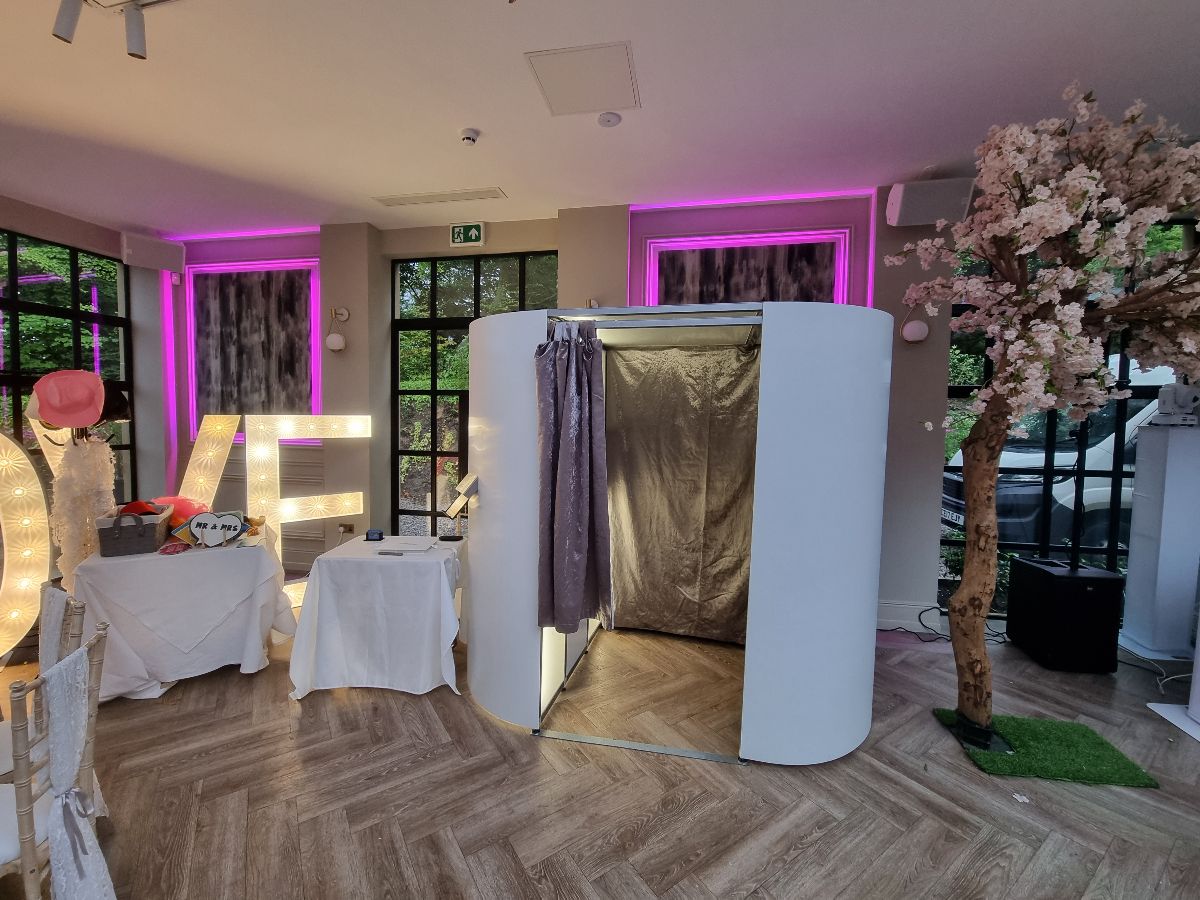 Props & Pixels Photo Booth Hire-Image-1