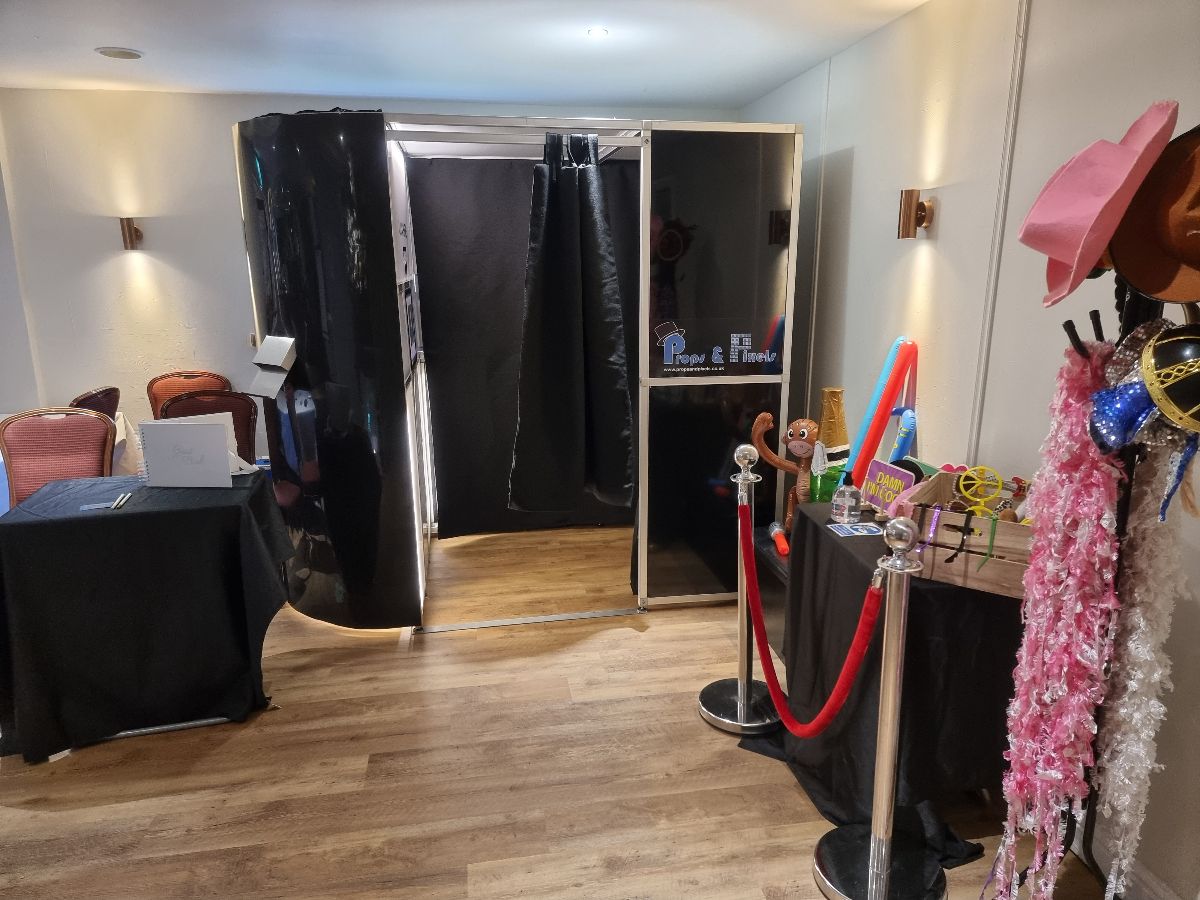 Props & Pixels Photo Booth Hire-Image-5