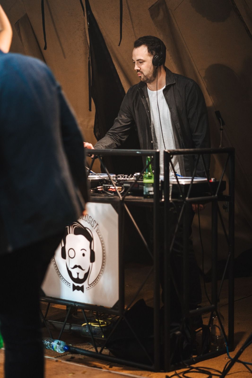 The Musicologist -Image-2