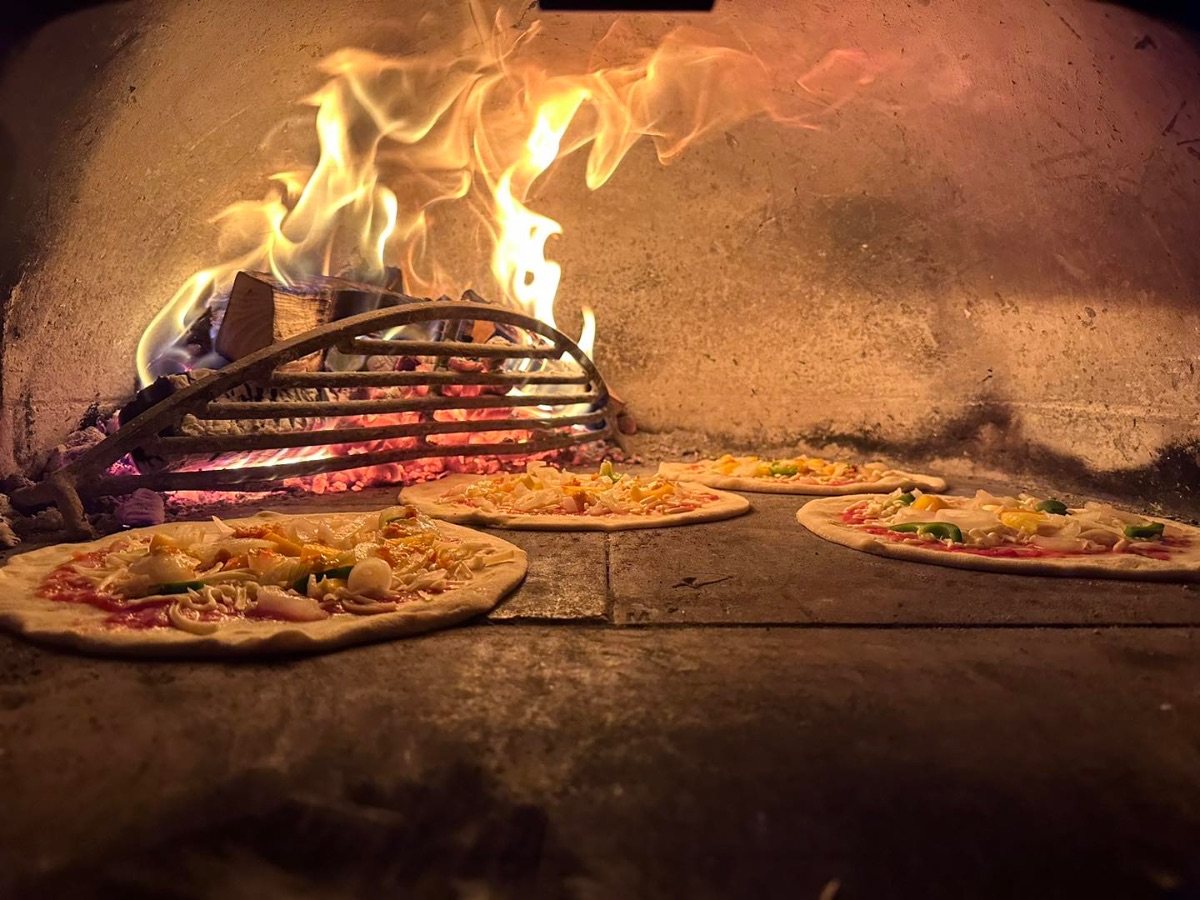 Pizza Addicts-Image-95