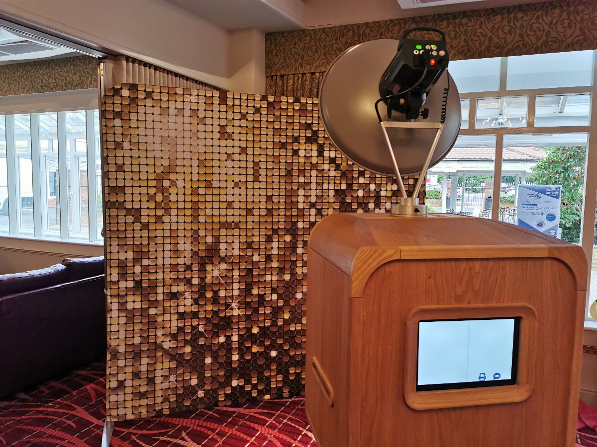 Deluxe Booths-Image-51