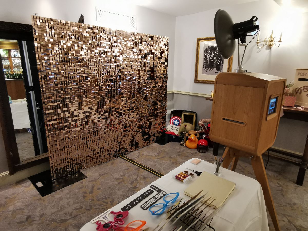 Deluxe Booths-Image-26