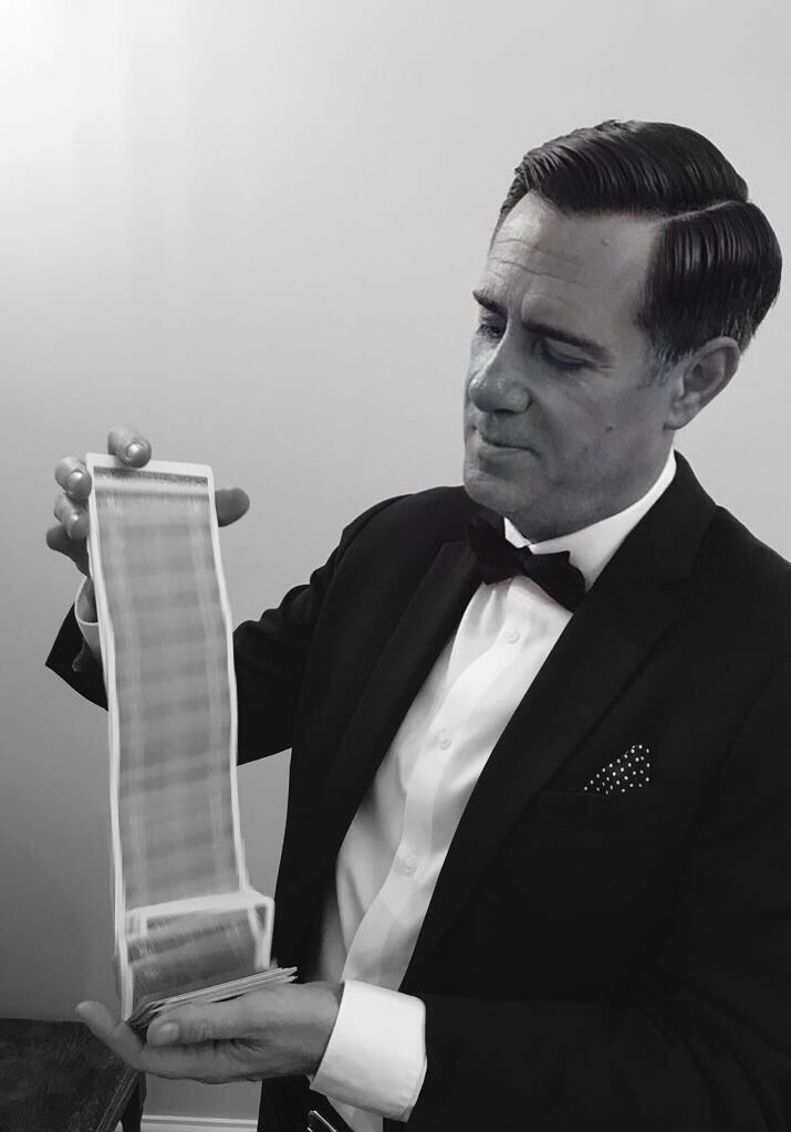 Darren Whichello - Magician for hire-Image-92
