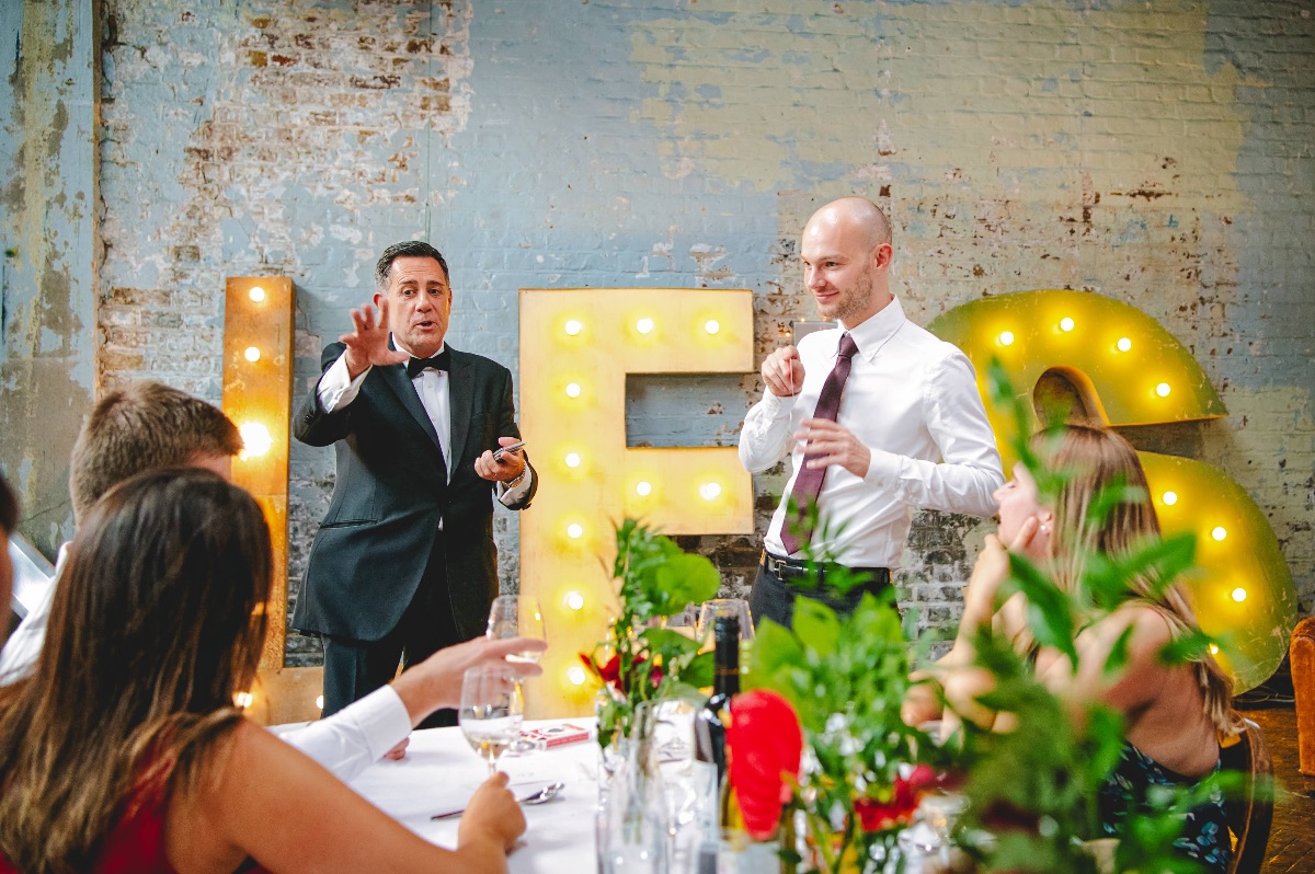 Darren Whichello - Magician for hire-Image-14