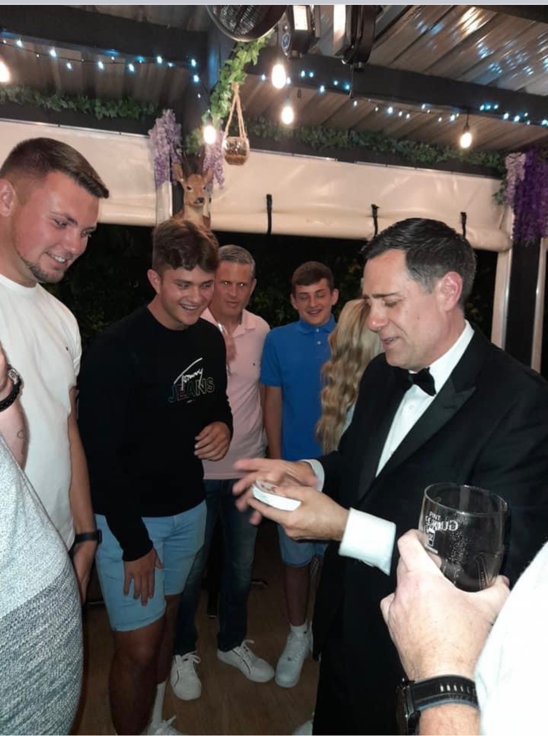 Darren Whichello - Magician for hire-Image-26