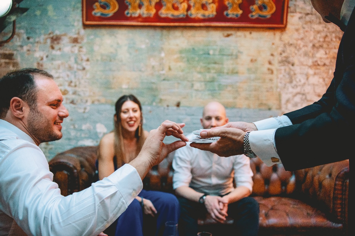 Darren Whichello - Magician for hire-Image-45