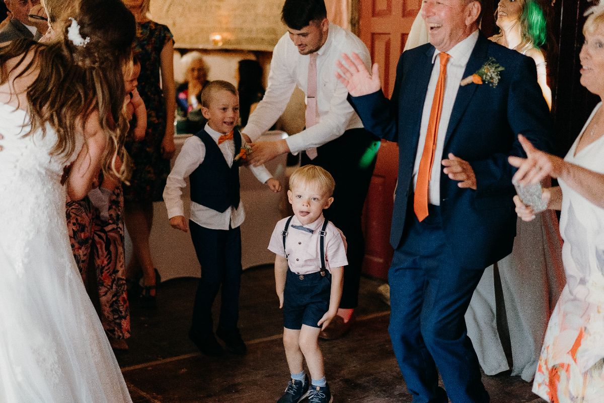 Wychwood Weddings-Image-93