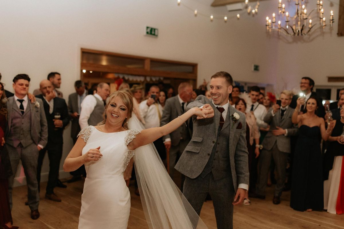 Wychwood Weddings-Image-1