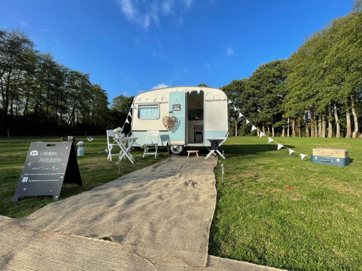 Caravan Photobooth Sussex-Image-11