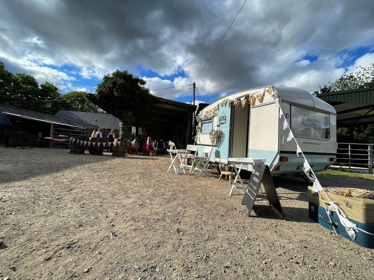 Caravan Photobooth Sussex-Image-12