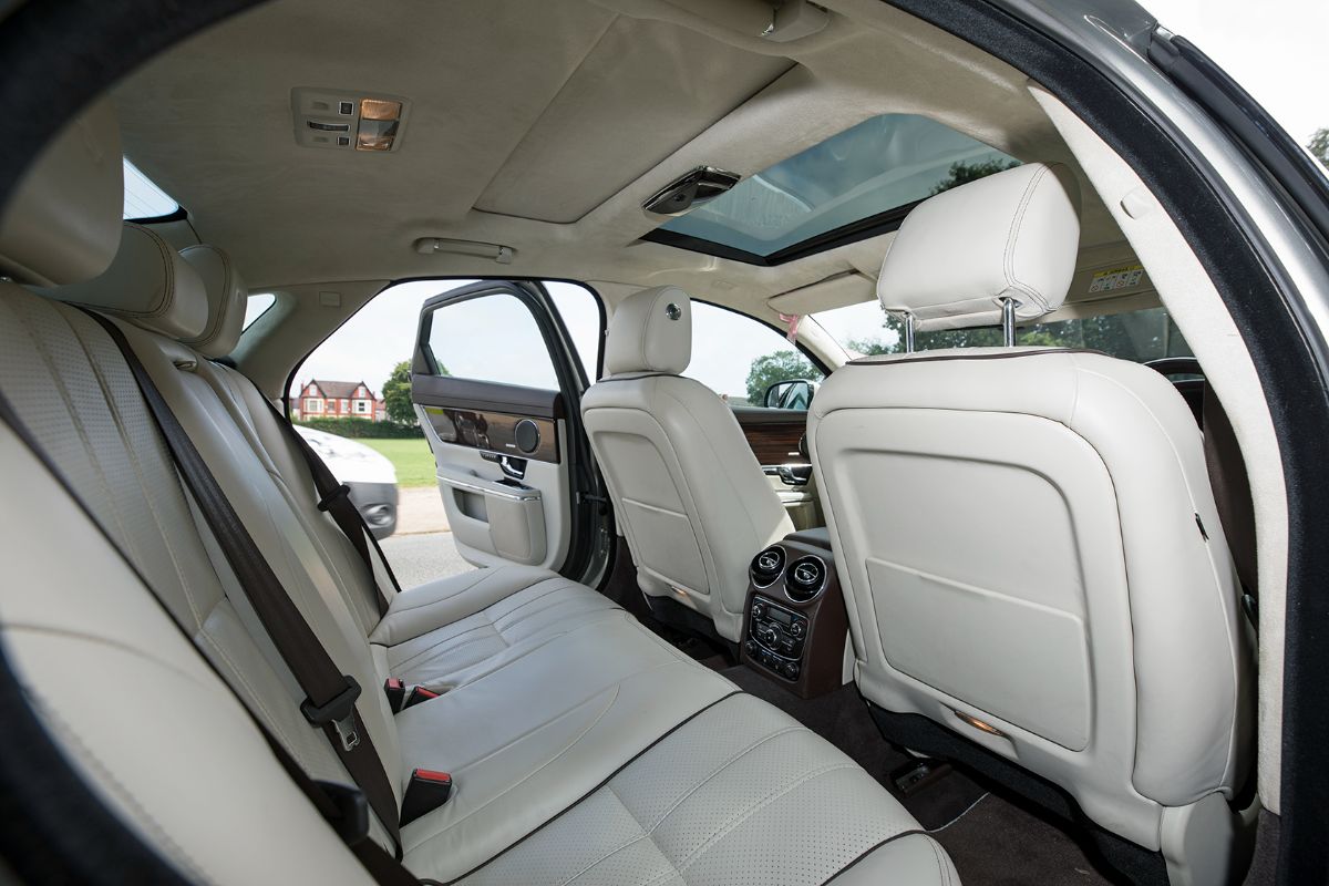 George Jones Wedding Cars-Image-66