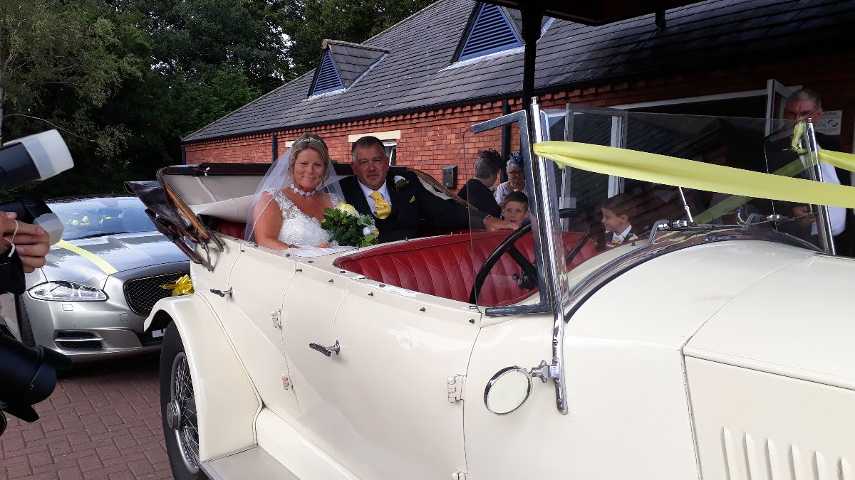 George Jones Wedding Cars-Image-38