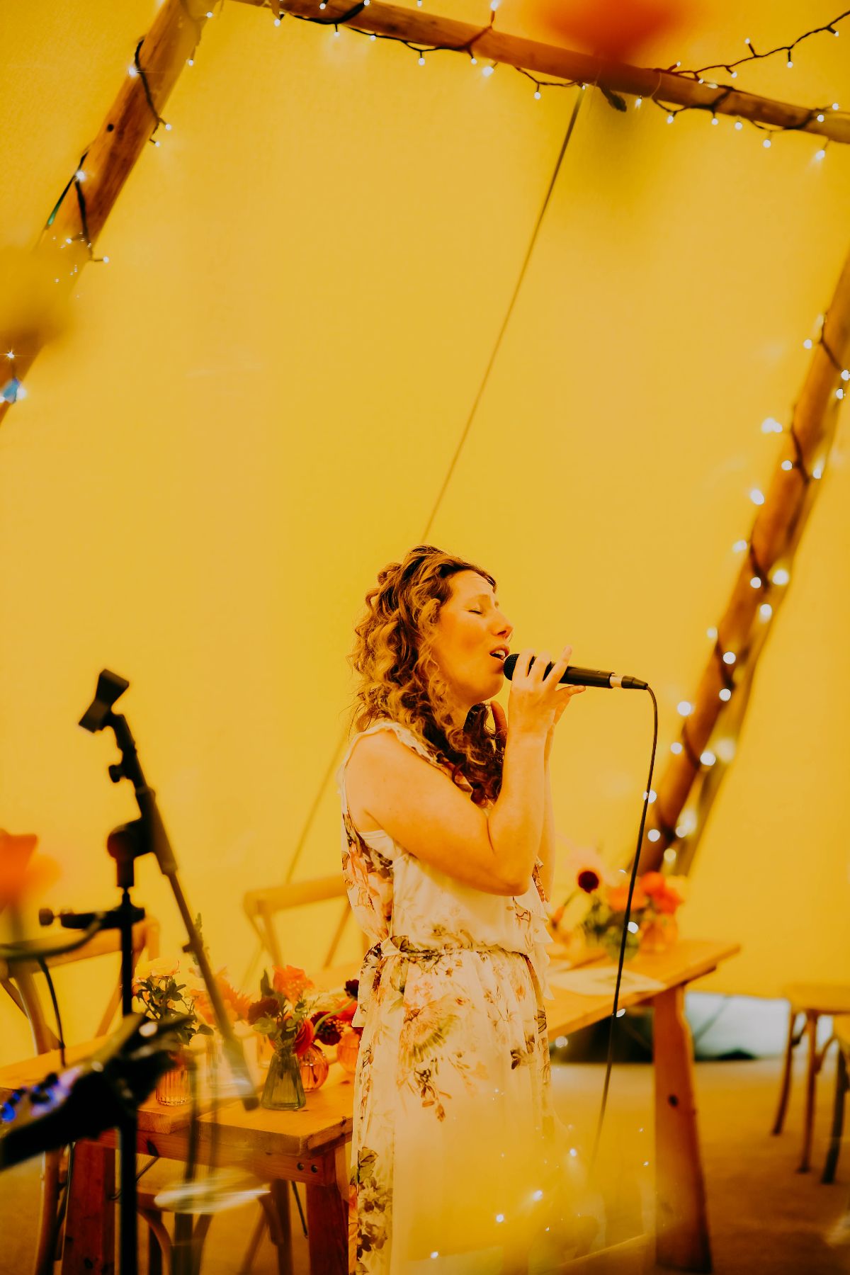 Emily Reed Singer -Image-6