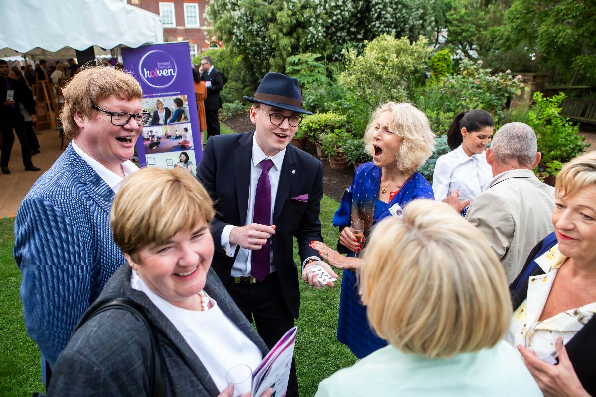 Magician Max Rendall-Image-17
