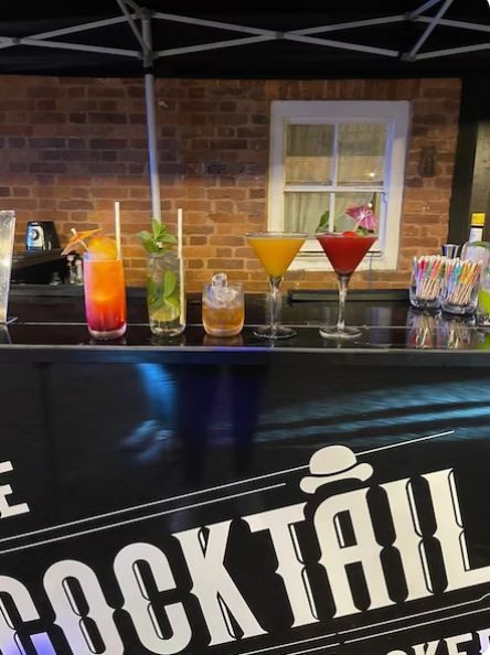 The Cocktail Broker-Image-1