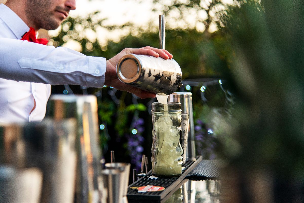 The Cocktail Broker-Image-9