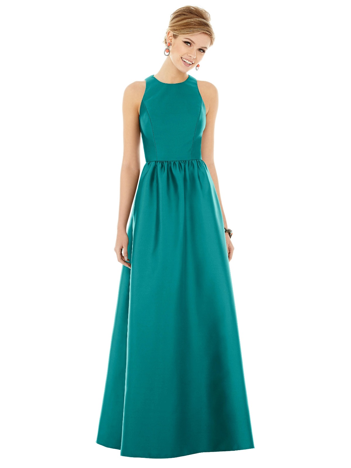 Dressed To Impress-Image-30