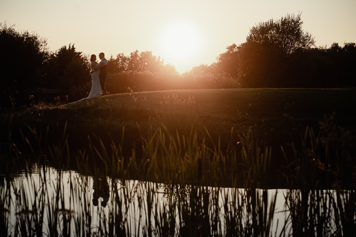 Terry Woods Wedding Films-Image-12