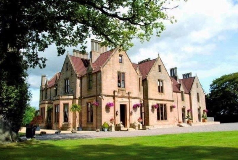 Wedding Venue in Larbert, Glenbervie House & Country Estate UKbride