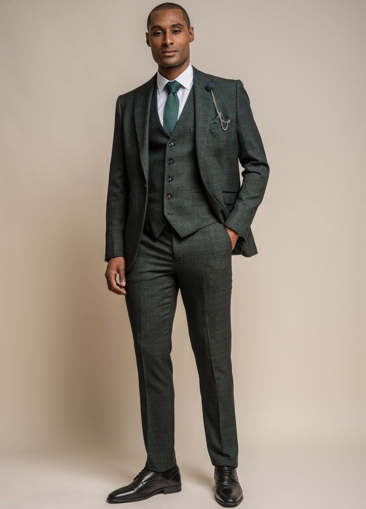 Suits Me-Image-13