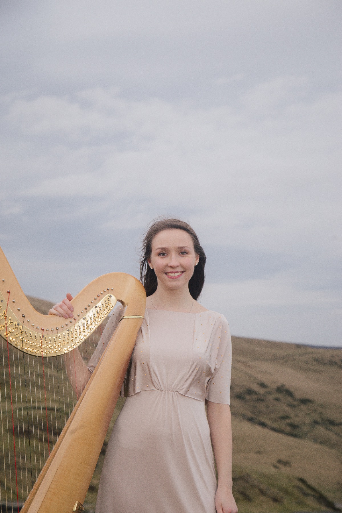 Elinor Harp -Image-13