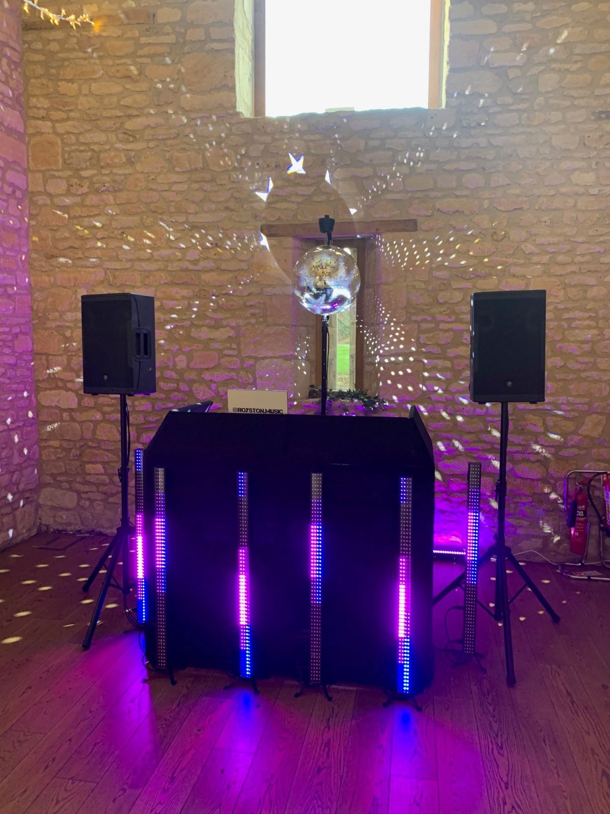 Royston Music DJ-Image-9