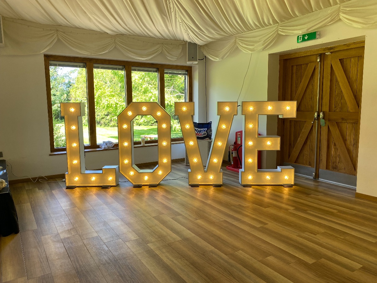 Lowestoft Wedding Hire-Image-1