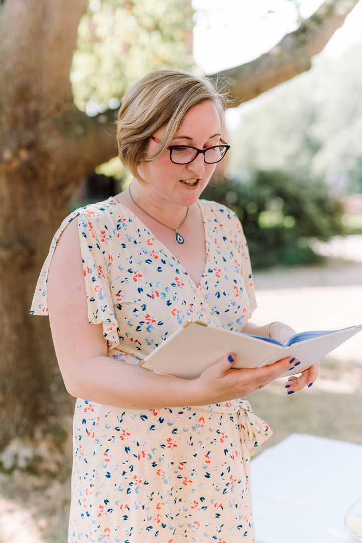 Helen - The Authentic Celebrant-Image-15