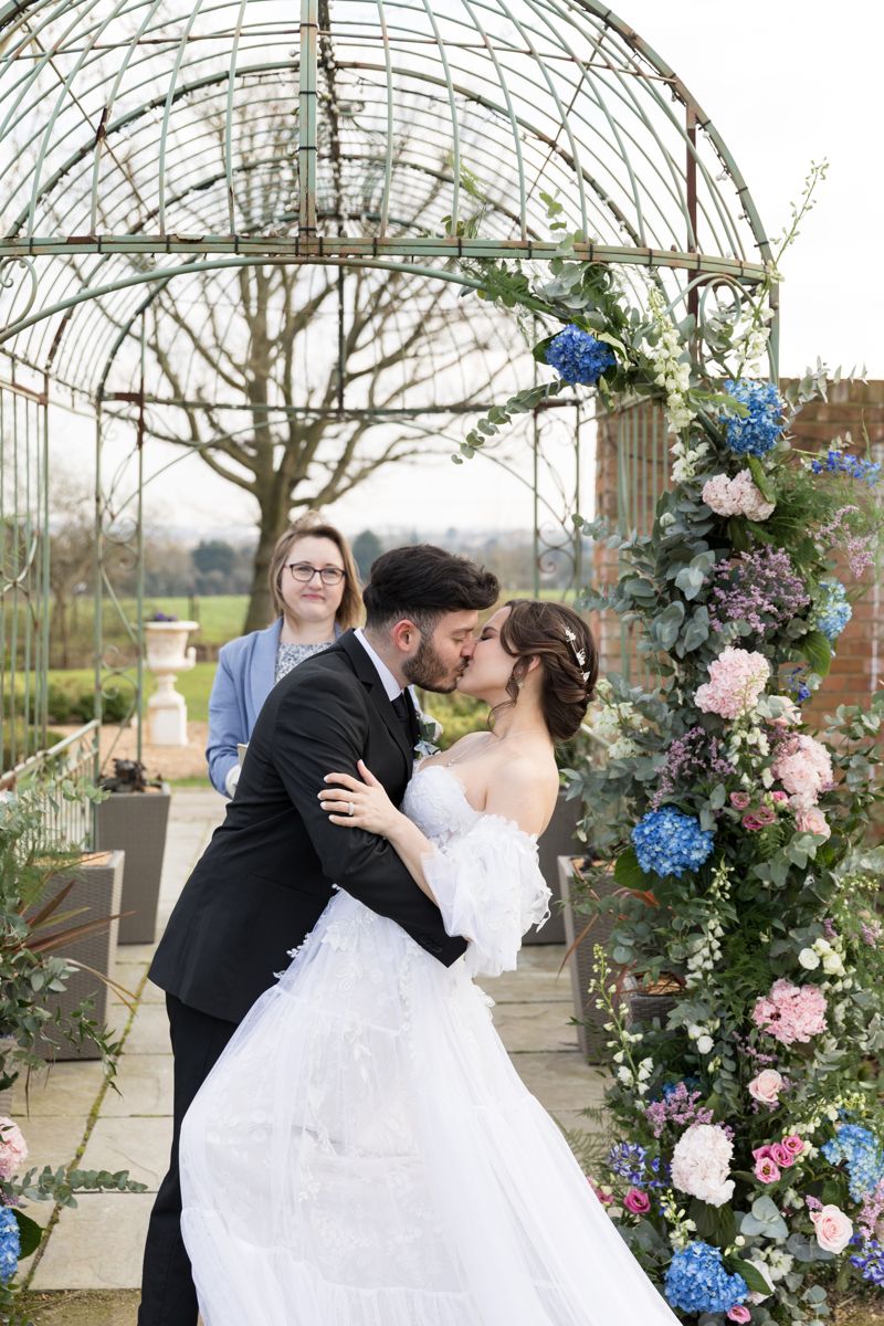 Helen - The Authentic Celebrant-Image-10