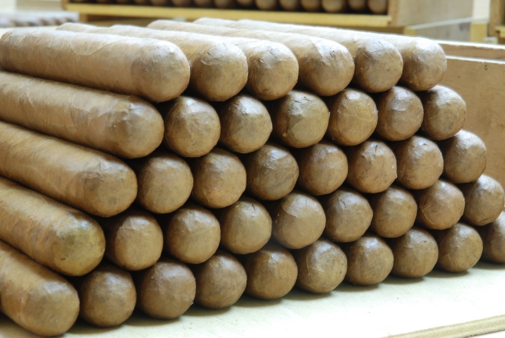 Featherstone cigar company Ltd -Image-12