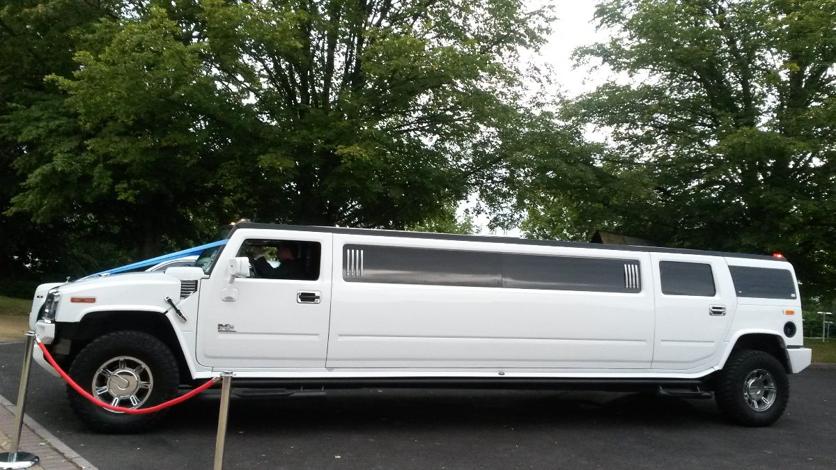 Gallery Item 7 for East London Limos & Wedding Cars