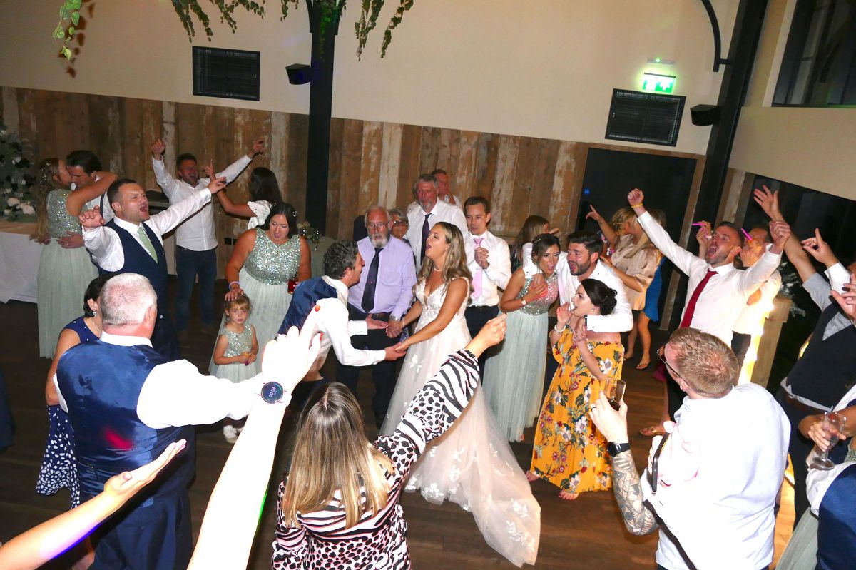 Best Wedding DJS-Image-7