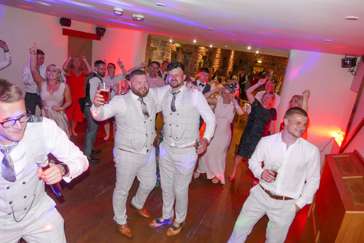 Best Wedding DJS-Image-15