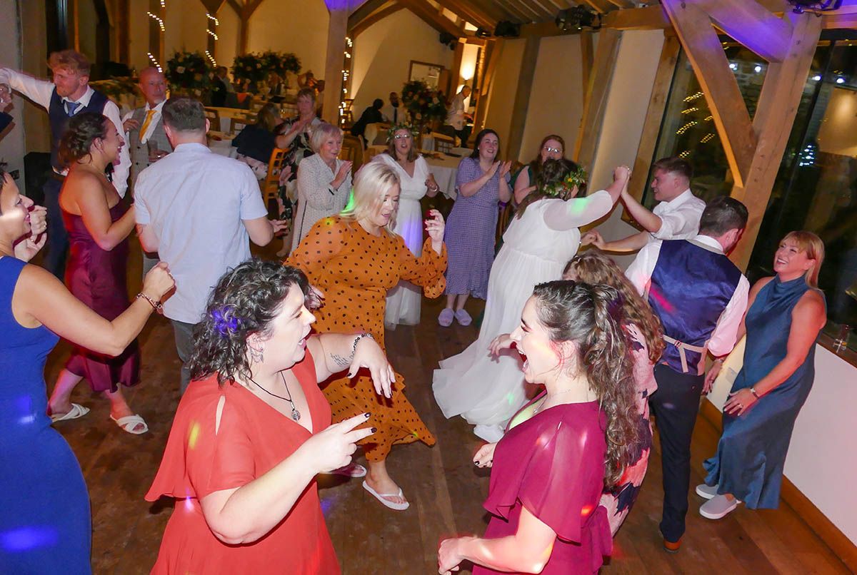 Best Wedding DJS-Image-102