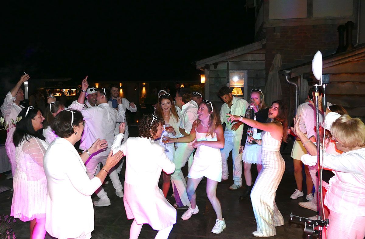 Best Wedding DJS-Image-53