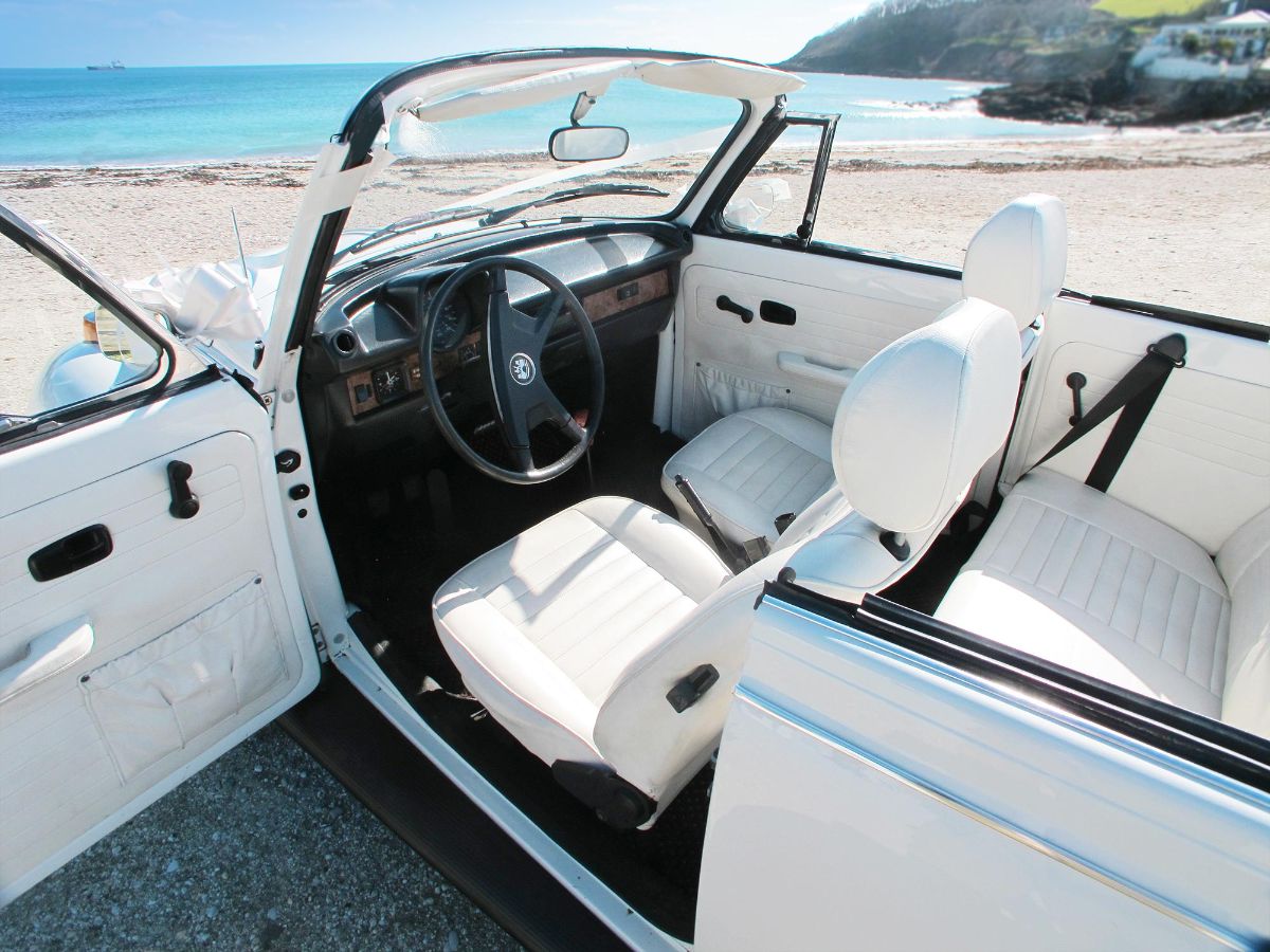 COOL 4 CAMPERS CLASSIC VW HIRE-Image-44