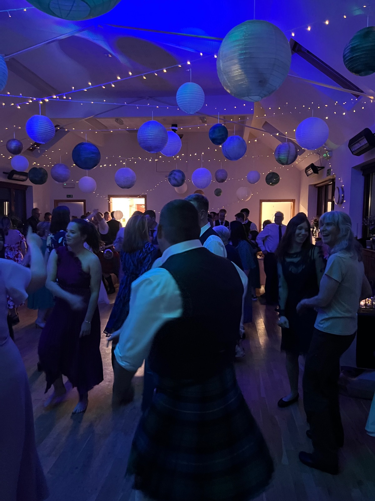Loch Dubh Ceilidh Band & DJ-Image-5