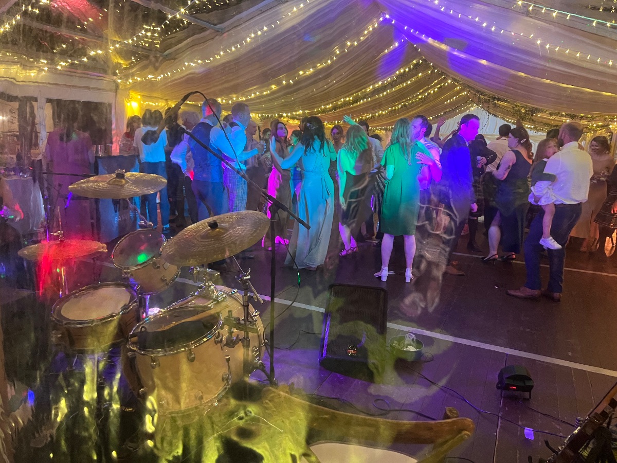 Loch Dubh Ceilidh Band & DJ-Image-20