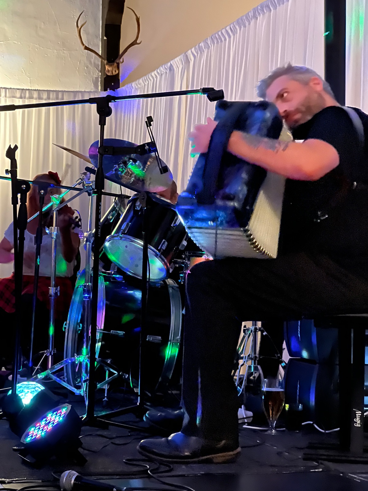 Loch Dubh Ceilidh Band & DJ-Image-15