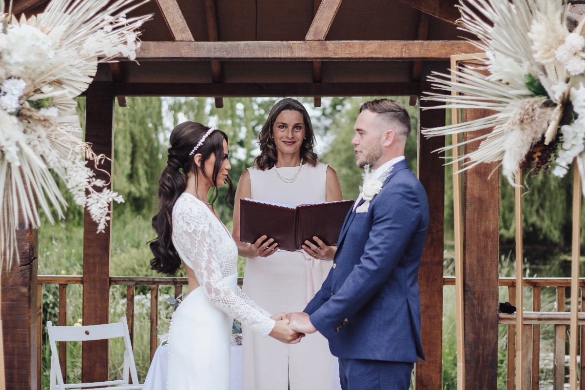 Jessika Hulbert Wedding Celebrant-Image-11