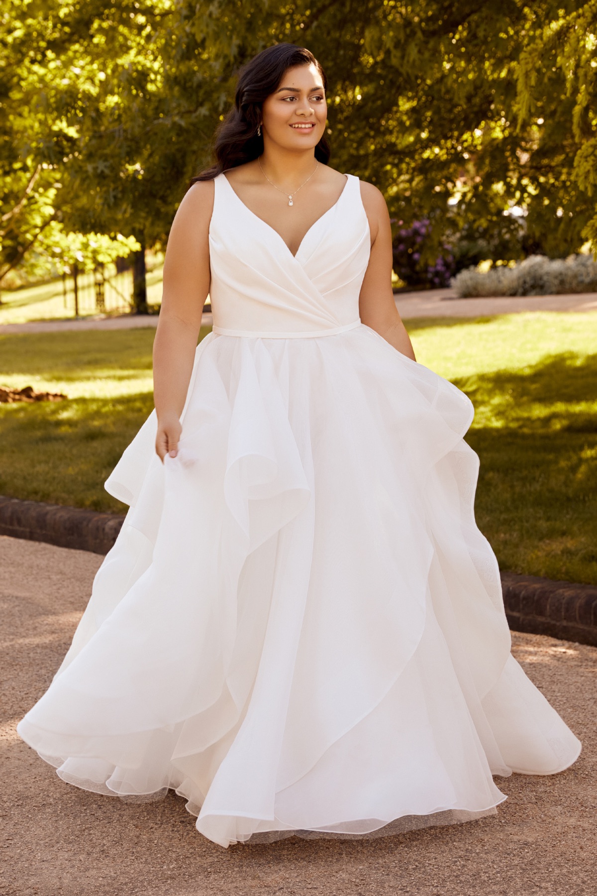 Rock Your Curves Bridal Boutique-Image-41