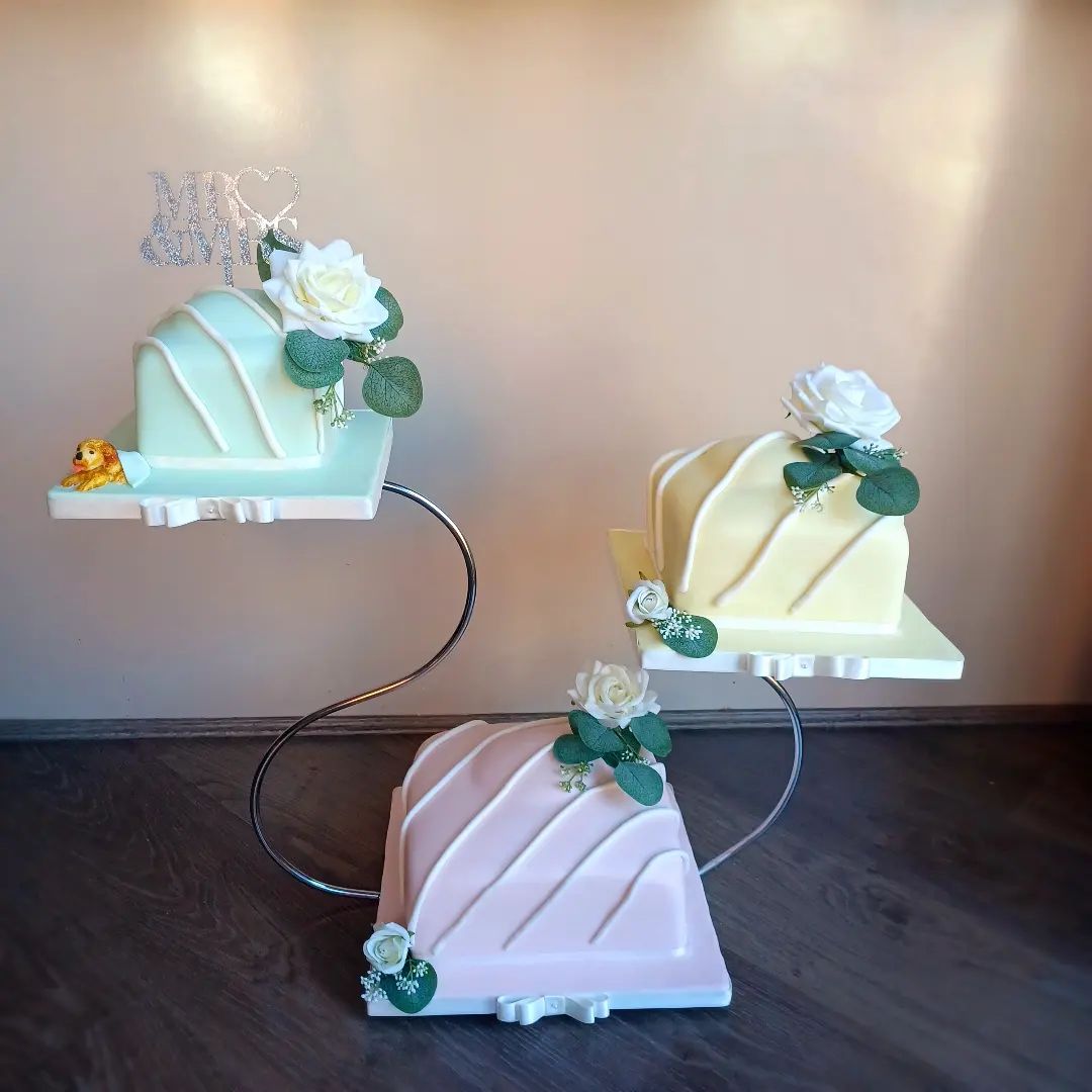 Cake On The Lake-Image-34