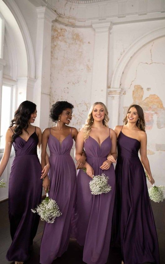 Romantic Dreams Bridal Boutique-Image-19