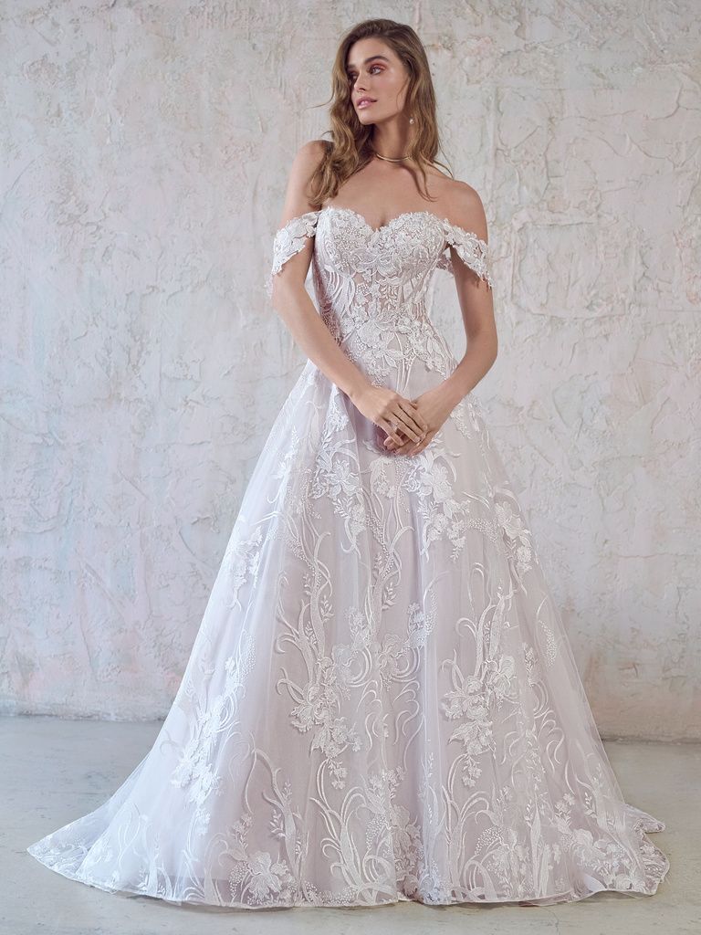 Romantic Dreams Bridal Boutique-Image-36