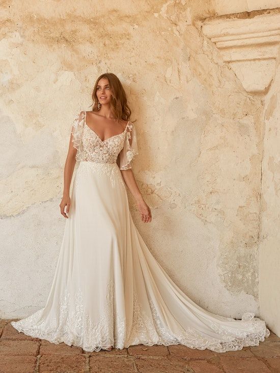 Romantic Dreams Bridal Boutique-Image-24