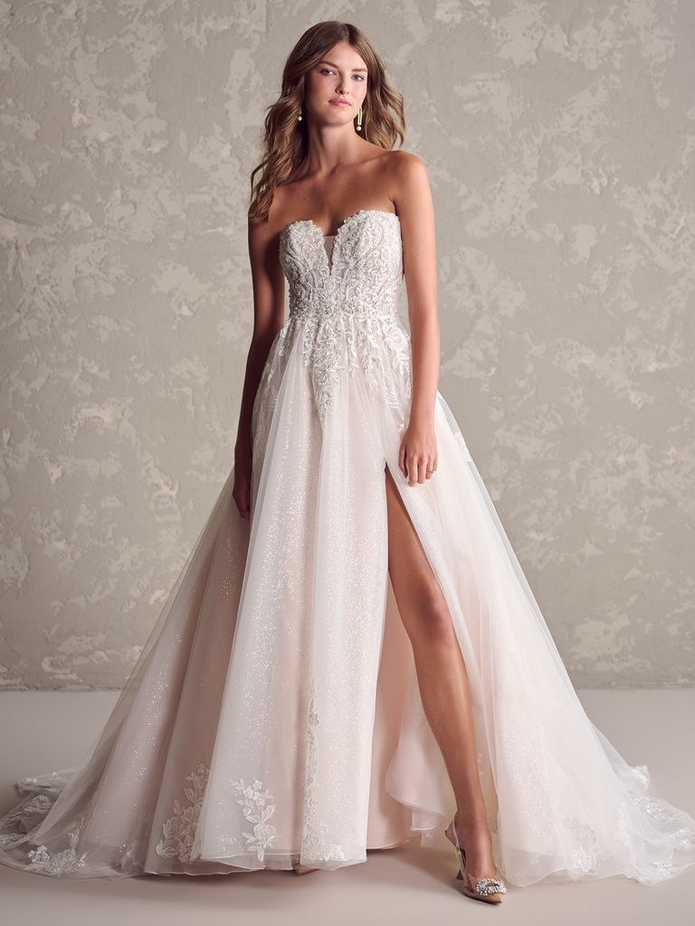 Romantic Dreams Bridal Boutique-Image-4
