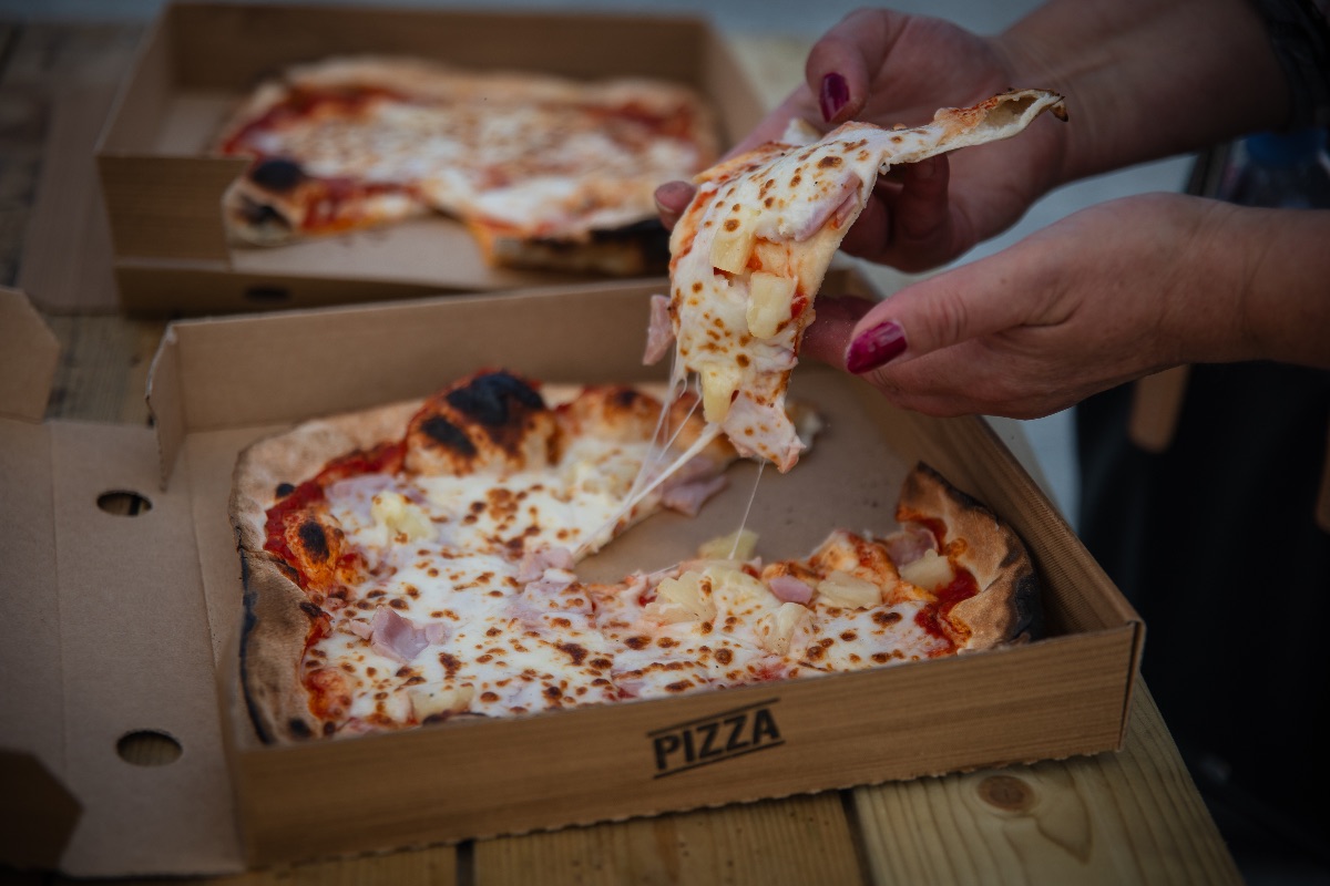 Big Bear's BBQ Pizza & Grill-Image-65
