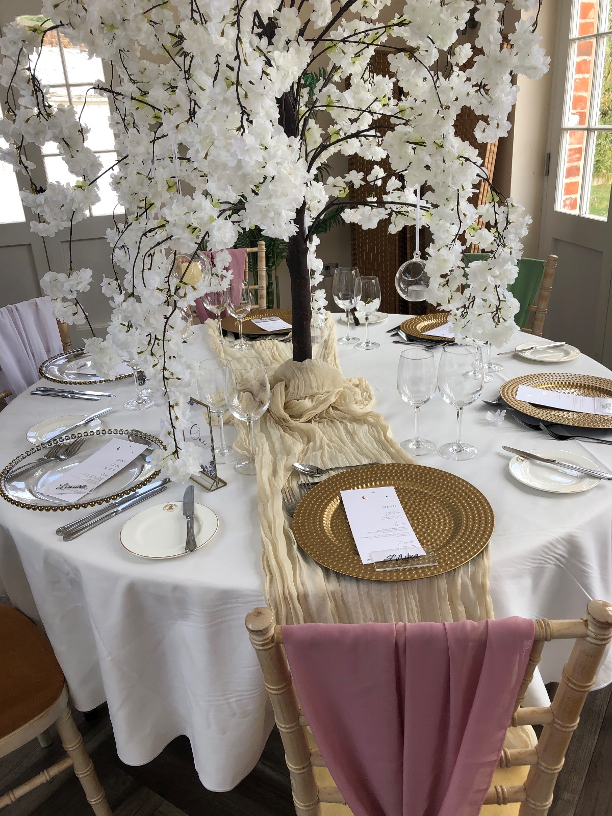 Aztec Venue Decorations-Image-94