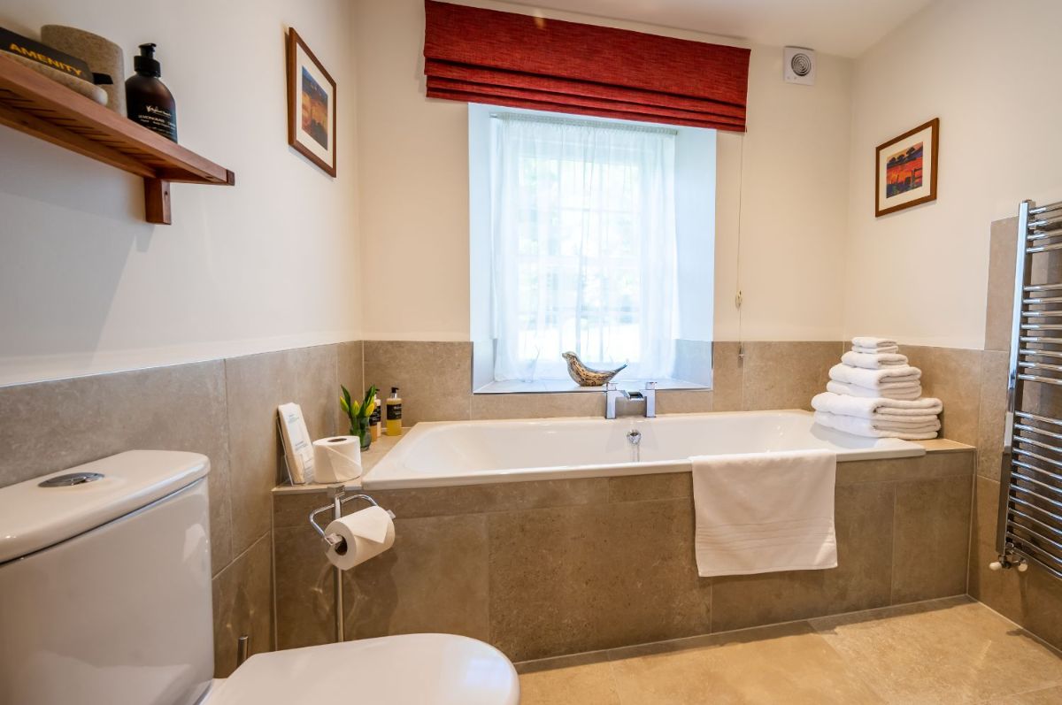 Gallery Item 38 for Assynt House