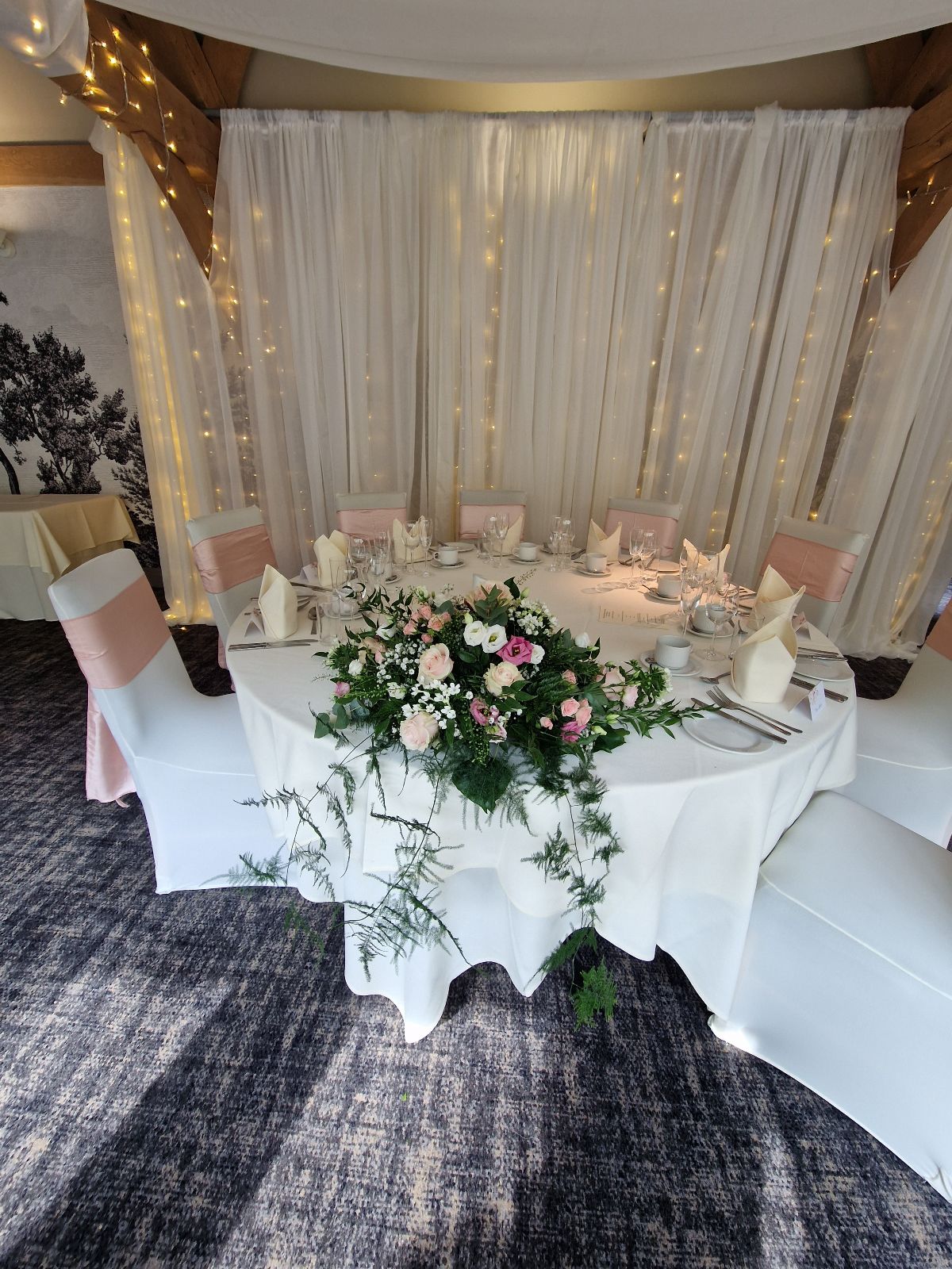 The White Hart-Image-26